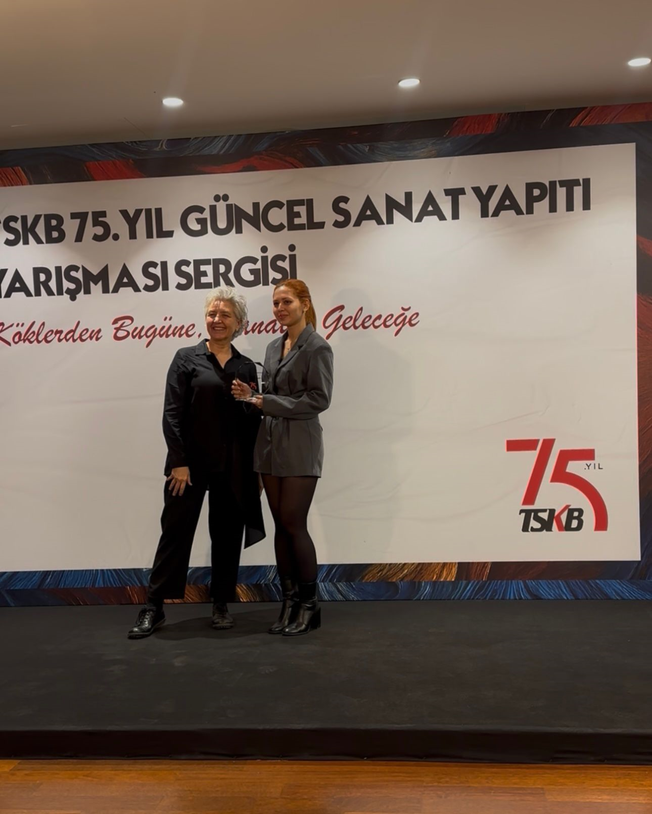 Resim-İş Eğitimi Bilim Dalı Yüksek Lisans Öğrencisi Selma Nur Pekşen TSKB 75. Yıl Güncel Sanat Yapıtı Yarışması’nda Sergileme Ödülüne layık görüldü.