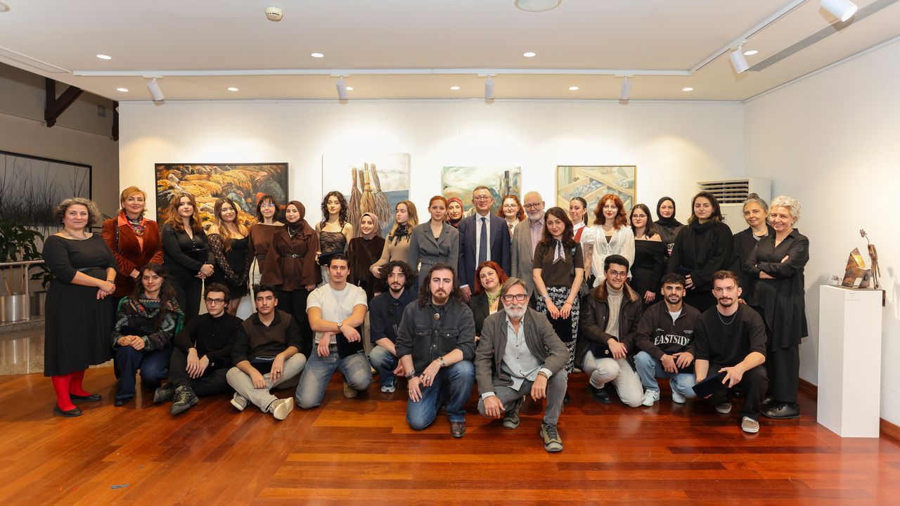 Resim-İş Eğitimi Bilim Dalı Yüksek Lisans Öğrencisi Selma Nur Pekşen TSKB 75. Yıl Güncel Sanat Yapıtı Yarışması’nda Sergileme Ödülüne layık görüldü.